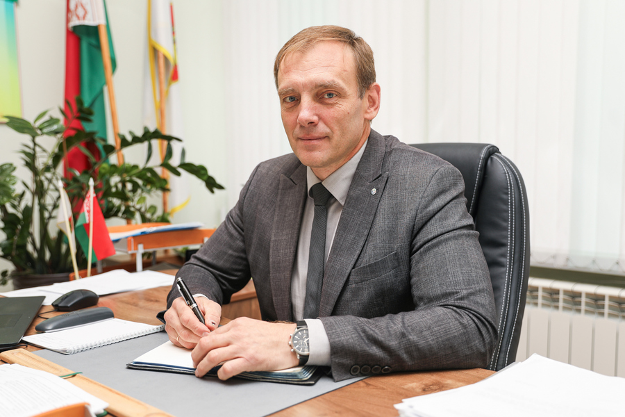 Генеральны дырэктар